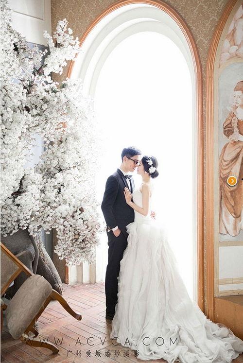 婚纱吃瓜事情,一场吃瓜群众的狂欢盛宴