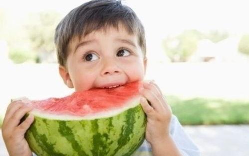 吃瓜小熊军师微博,揭秘娱乐圈幕后真相，带你领略微博风云！”