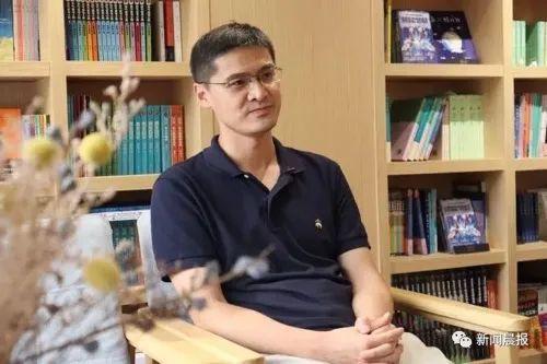 罗翔吃瓜,揭秘娱乐圈幕后真相